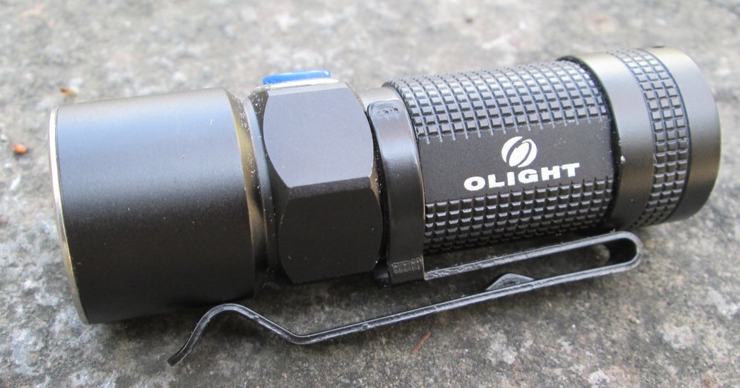 Recenze: Svítilna Olight S10 Baton