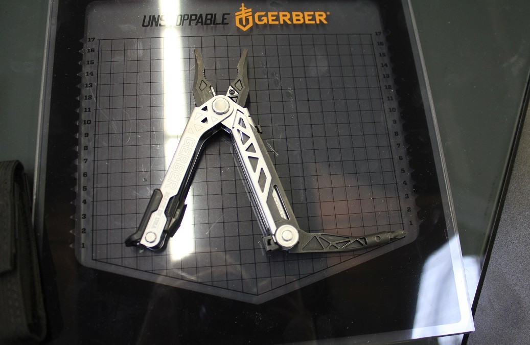 První náhled – Multitool Gerber Center Drive na IWA 2017